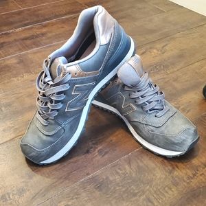 Wmns sz 9 New Balance Gray & Pink Sneakers